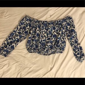 Long sleeve floral blouse crop top